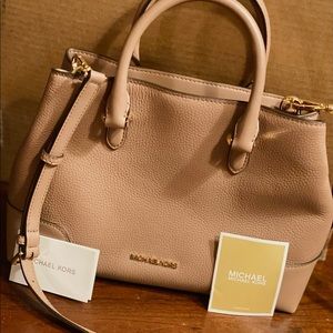 NWB Michael Kors medium tote satchel